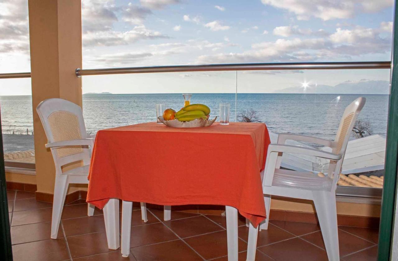 Frosos Beachfront Maisonette Acharavi Ахарави Экстерьер фото